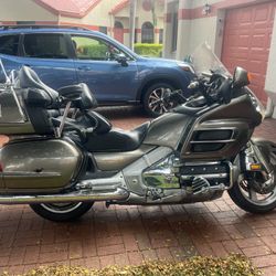 2004 Honda Gold Wing