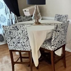 Wood Table And 4 Chairs