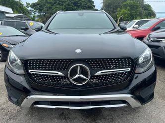 2017 Mercedes-Benz GLC 300