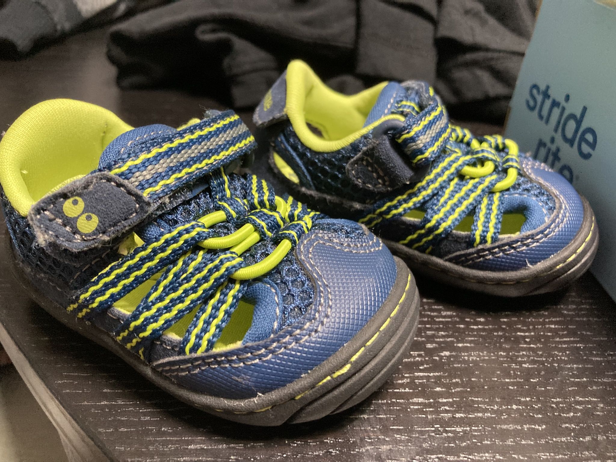 7 Prs Like New Kids Stride Rite & Skechers Shoes… Read Description 