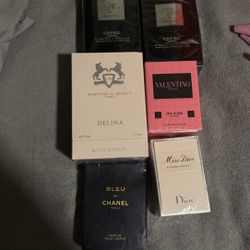Colognes/perfumes 