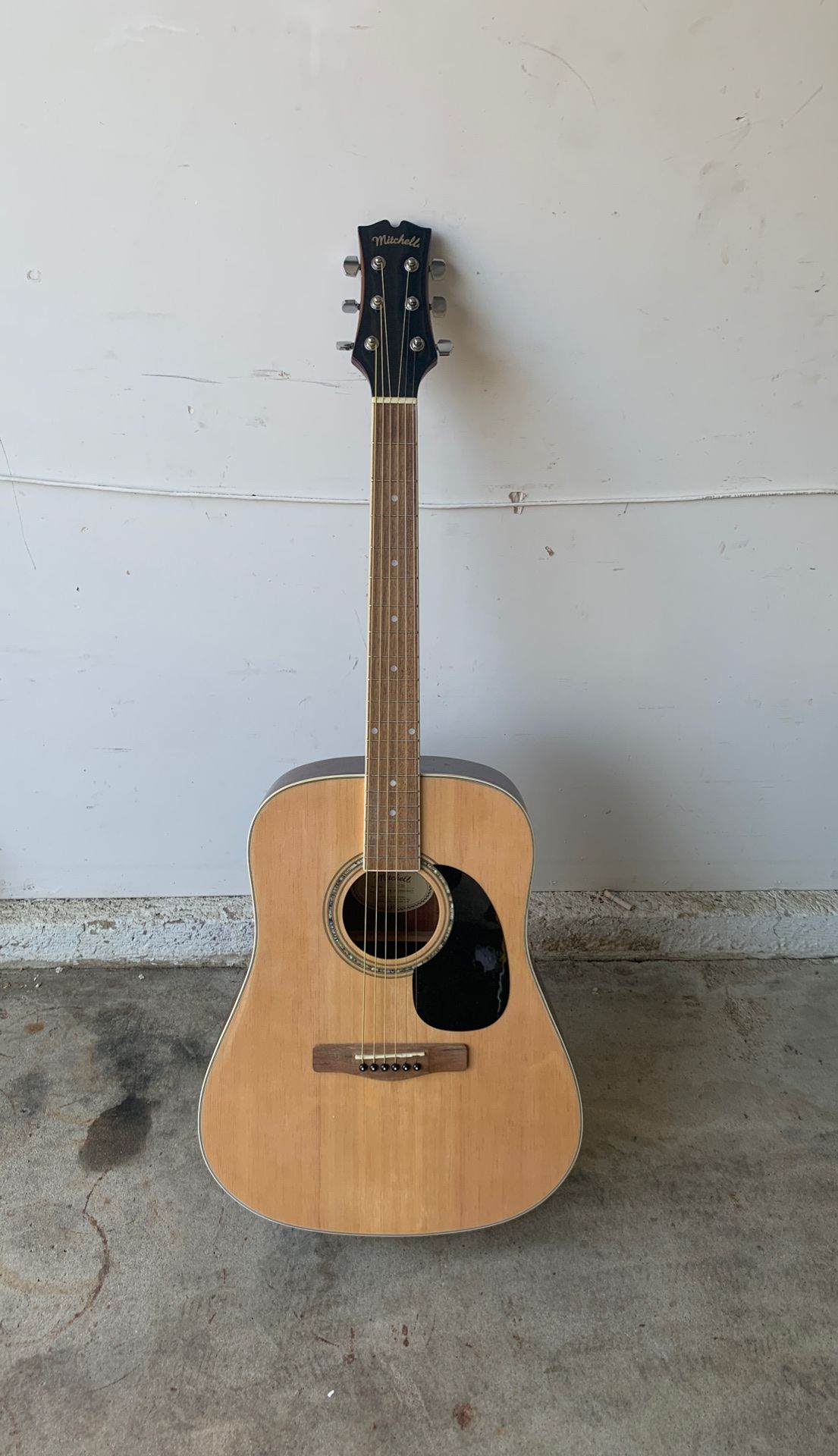 6-string mitchell acoustic guitar