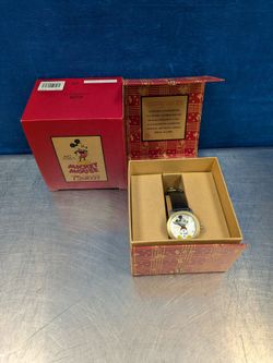 Mickey Mouse 75 Years With Mickey Fossil Watch