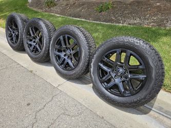 20" CHEVY TAHOE WHEELS & TIRES