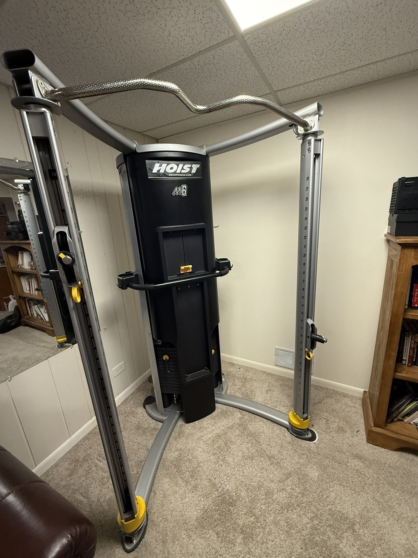 MI6 Hoist Gym