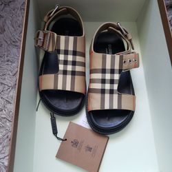 burberry kids sandals
