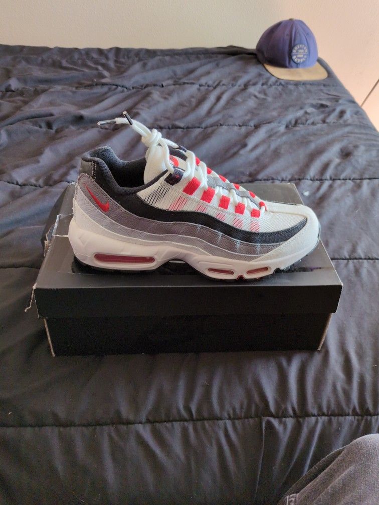 Nike Air Max 95 Qs