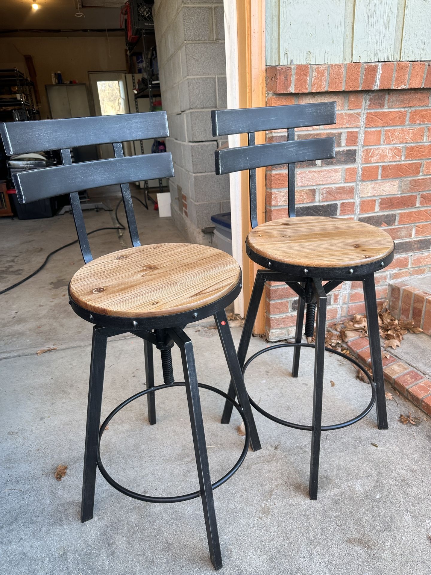 Metal And Laminate Corkscrew Style Adjustable Bar Stools