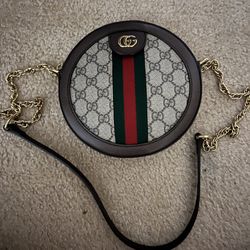 Gucci Supreme Monogram Ophidia Round Shoulder Bag 