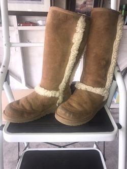UUG boots
