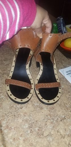 Sandals 6.5