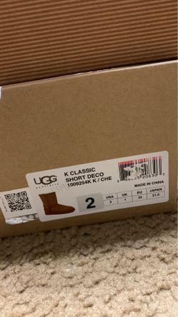 Brand new never worn Ugg’s size 2 kids