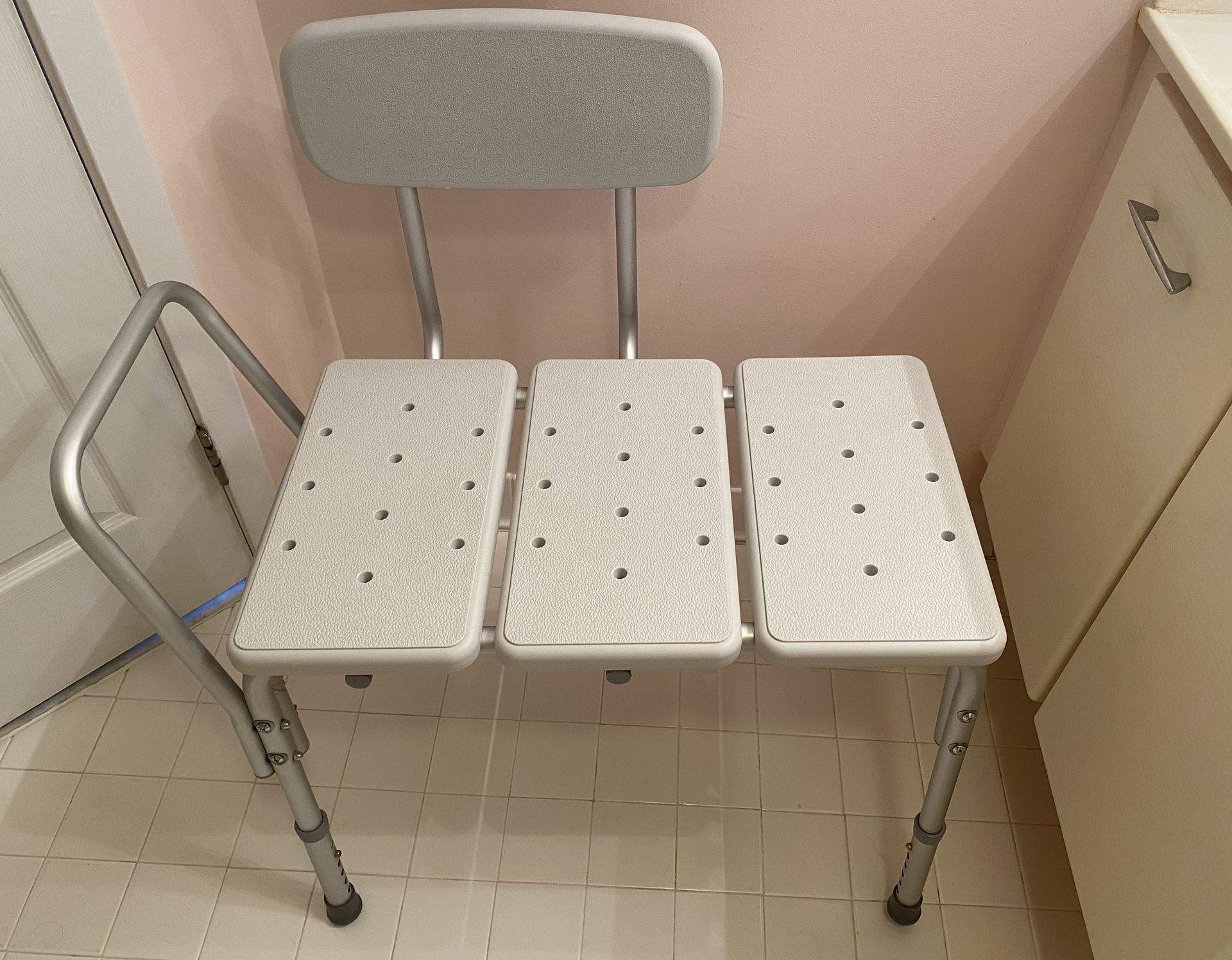 Shower Bathtub Chair Bench near Georgetown Hospital