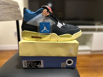 Jordan Retro 4 Off Noir size 10.5 us mens