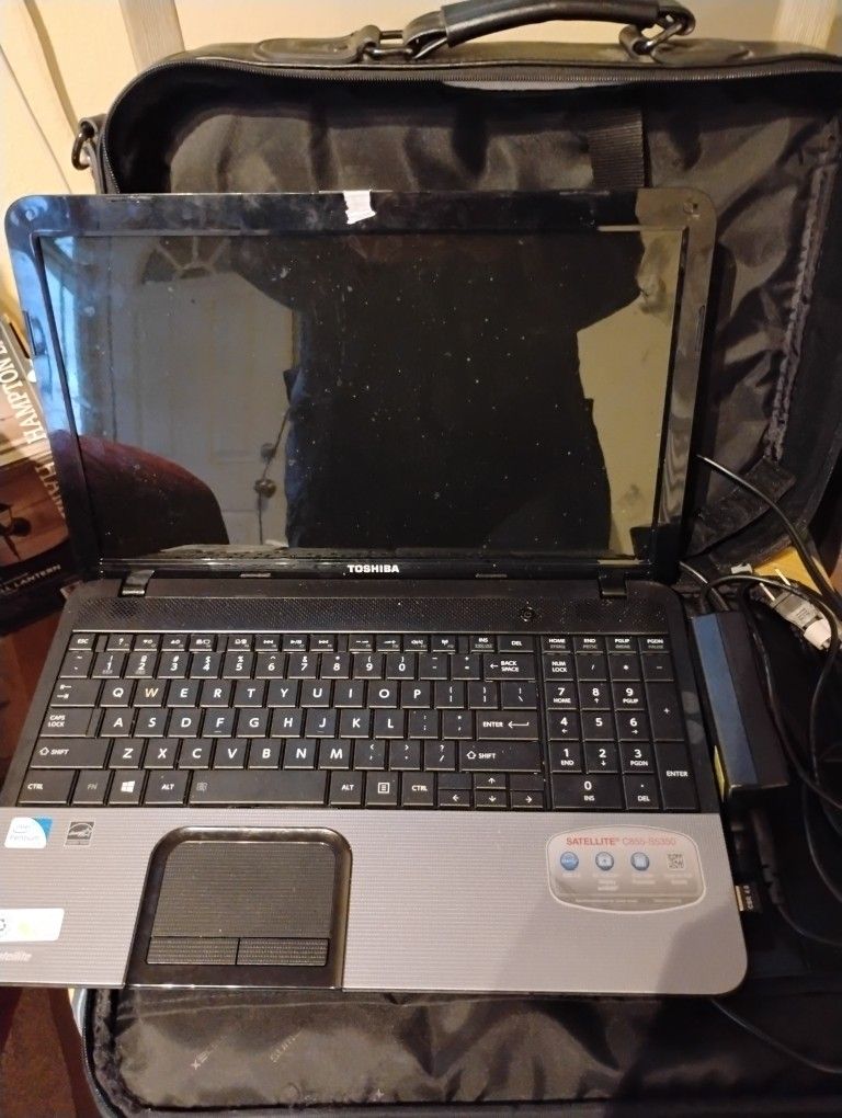 Toshiba Laptop 
