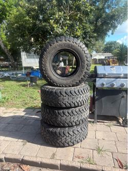 15 inch 31 10-50  used mud tires