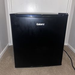 Galanz mini fridge
