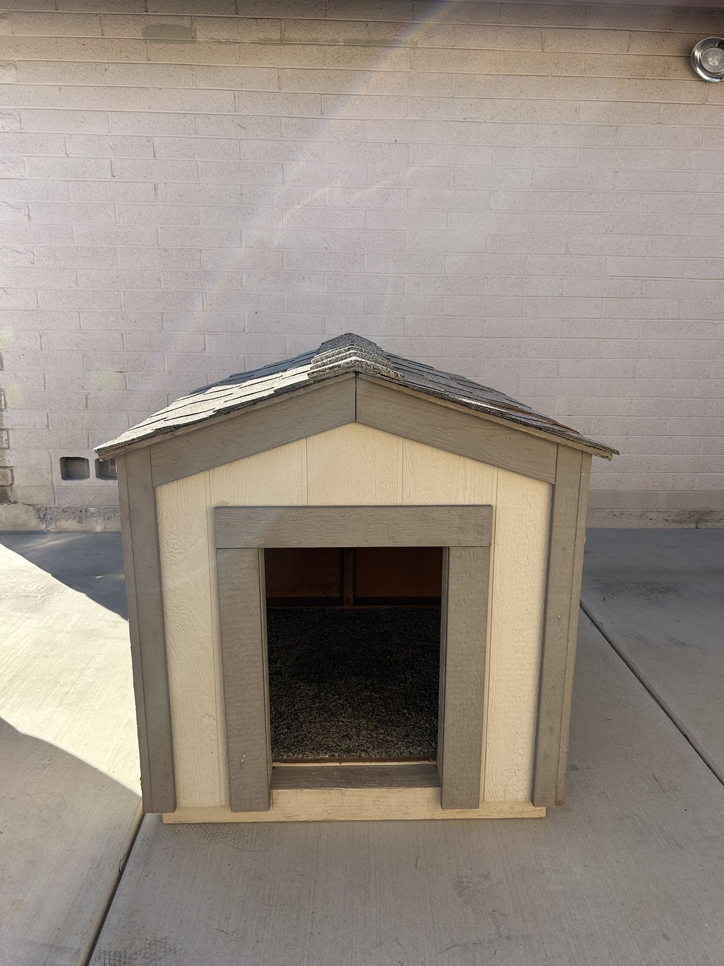 Dog House