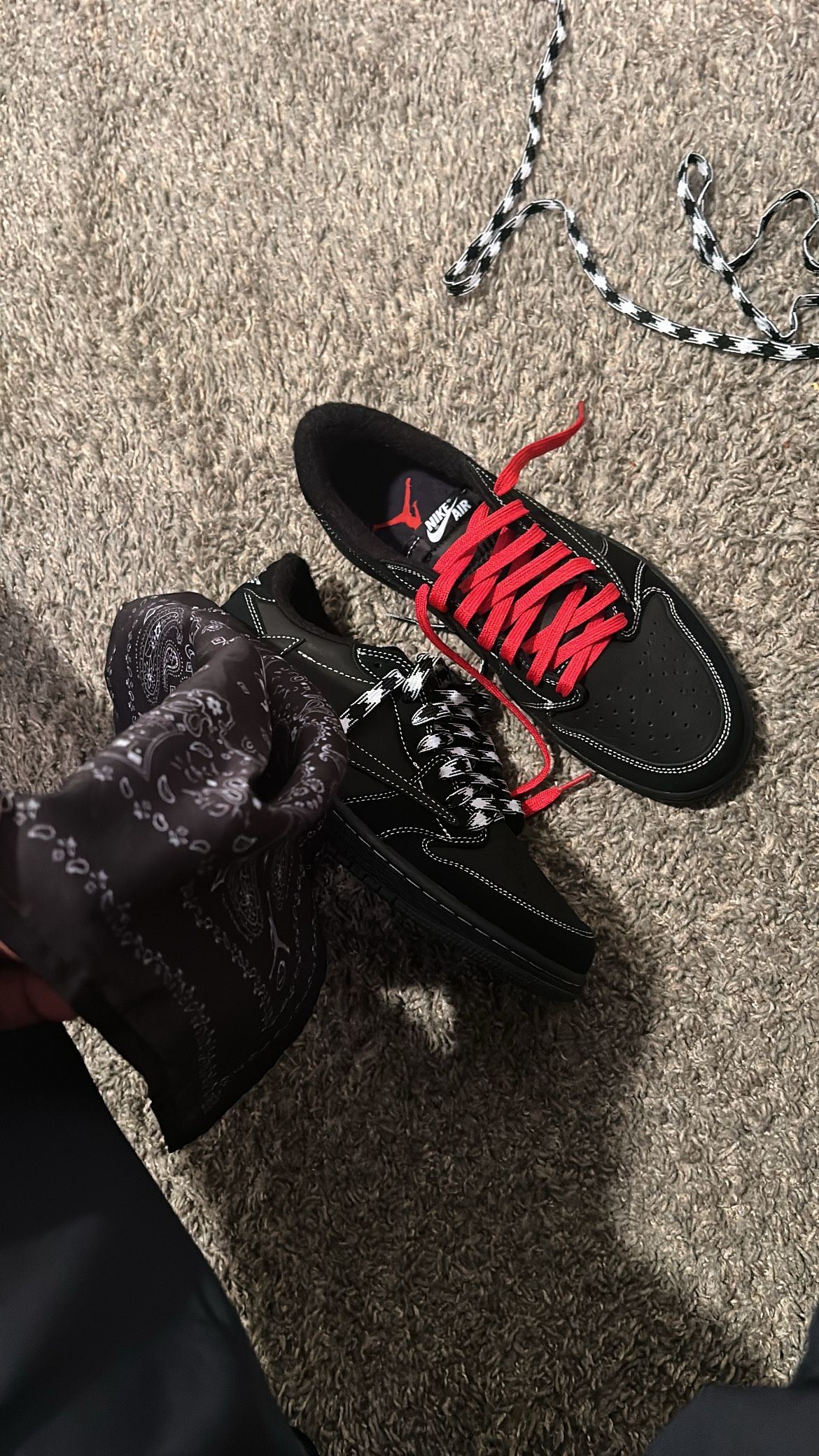 Travis Scott Black Phantom