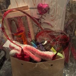 Valentine Basket 
