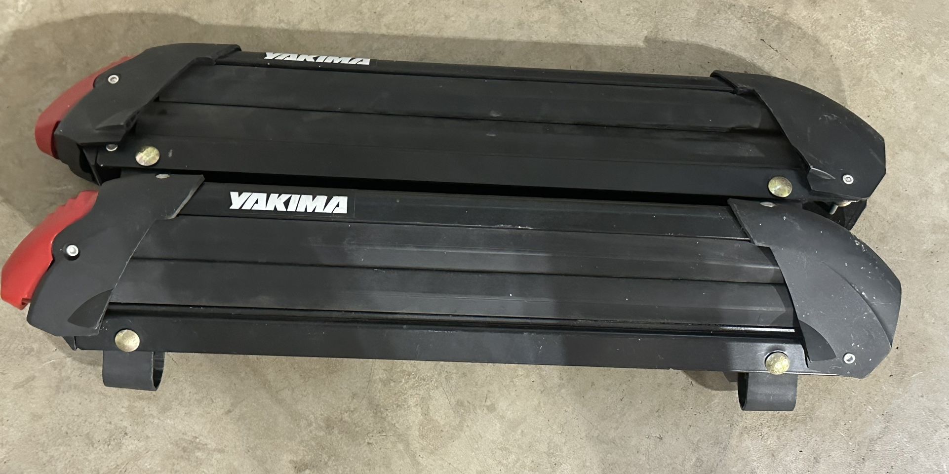 Yakima 4 Ski 2 Snowboard Rooftop Bar Rack Carrier