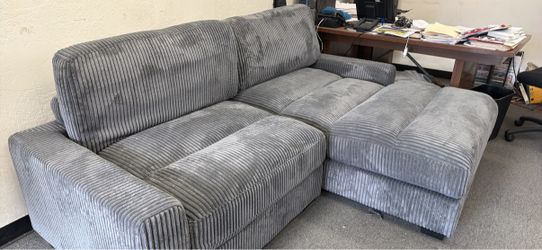 New 90x66 Corduroy Sectional Couch