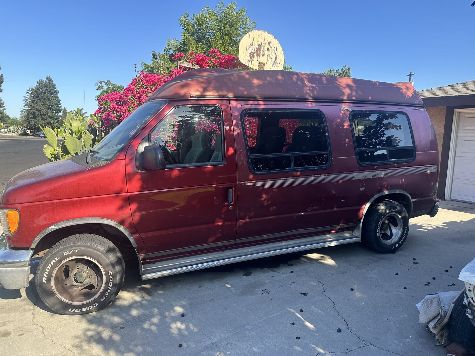 1999 Ford Econoline
