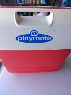 Igloo Playmate Mini cooler 6 can size