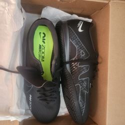 MENS indoor NIKE Shoes 