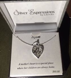 New Silver Expressions LARocks Mom Chain & Charm