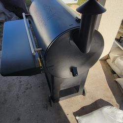 Traeger Pellets Grill 