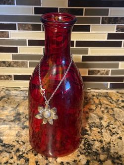 Silver Flower Pendant Necklace
