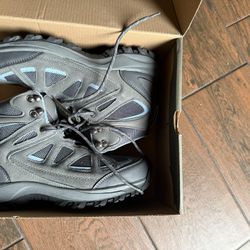Brand New DENALI Hiking Boots