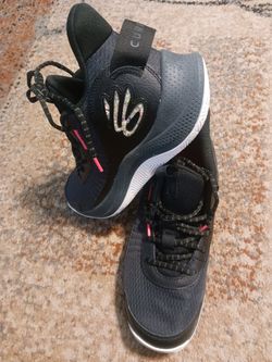 STEPHEN CURRY JET GREY/BLACK UNDER ARMOUR BASKETBALL SHOES