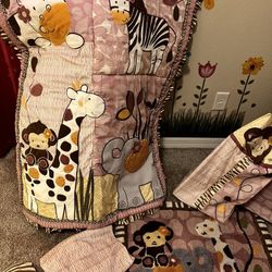 Girls Jungle Quilt/Comforter Set + Mattress+Decor + Accessories 
