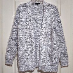 'Verve ami' angora like fluffy cardigan sweater, white & black, Sz. M