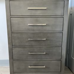 Dresser - City Furniture 