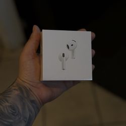 AirPods 4