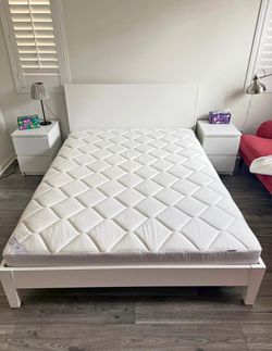 Queen bed