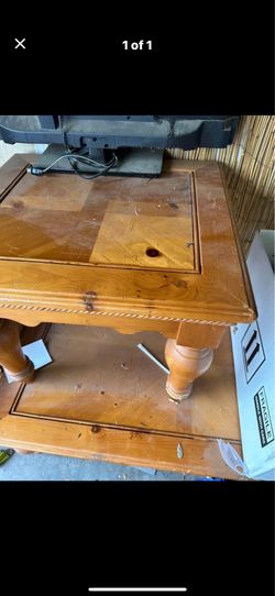 2 End tables