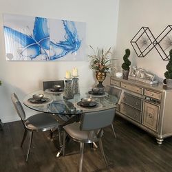 Dinning Table