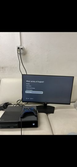 Xbox One (Comes With Controller and Cords)