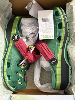 Crocs x One Piece Classic Clog Zoro Men’s sz 10 New Rare