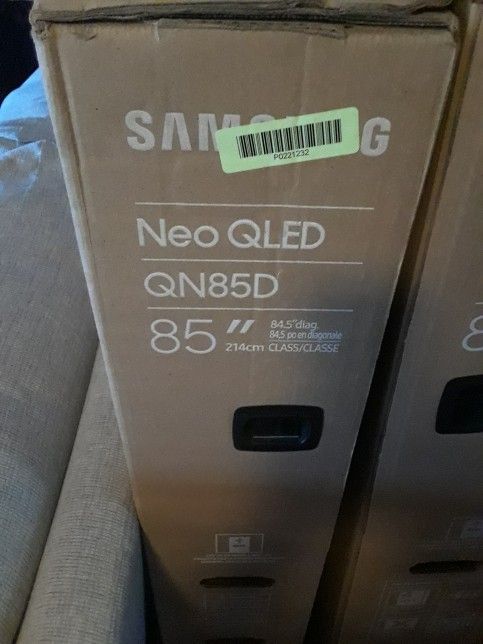 Samsung QLED 85 inch television