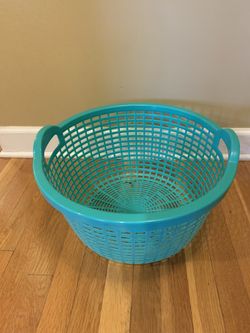 Vintage Laundry Basket Handles Very Sturdy Hamper