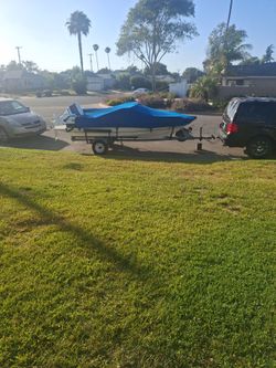 1986 Bayliner Capri 19ft 85hp motor w/trailer