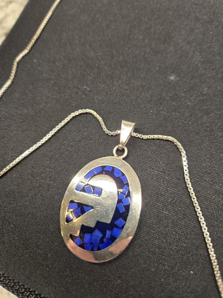 925 Sterling Silver Pendant With Blue Agate Stone Inlay