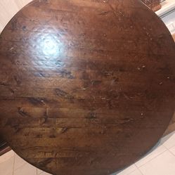 round table , mesa redonda