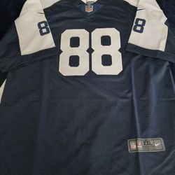 NFL NIKE CEE DEE LAMB JERSEY