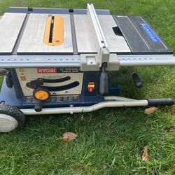 Ryobi 10 inch table saw great condition